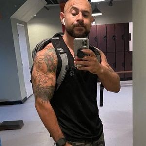 Meet your Posher, Luis